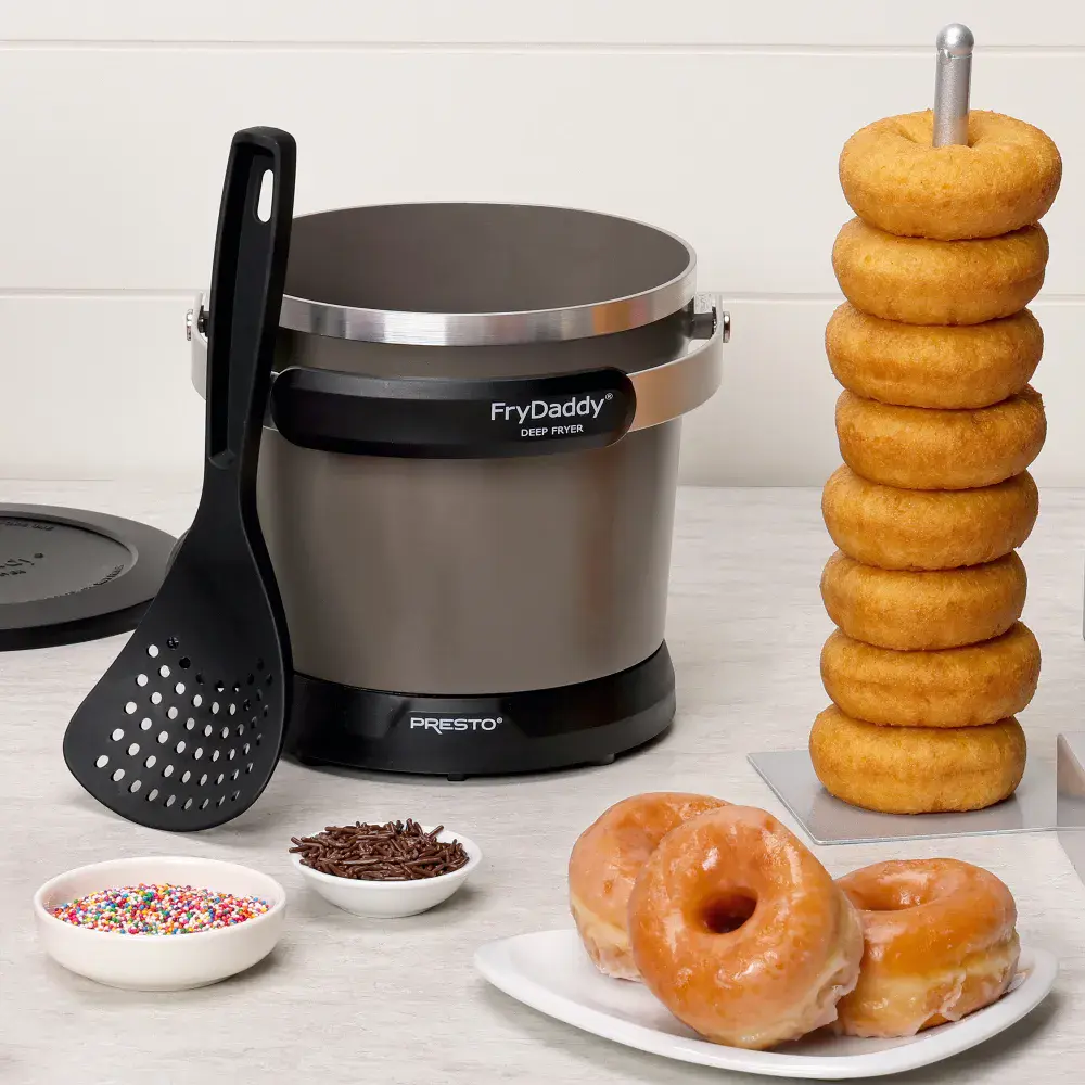FryDaddy® electric deep fryer 5 FryDaddy® electric deep fryer