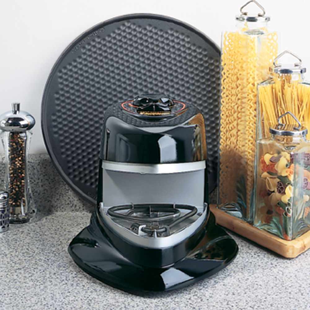 Pizzazz® Plus rotating pizza oven